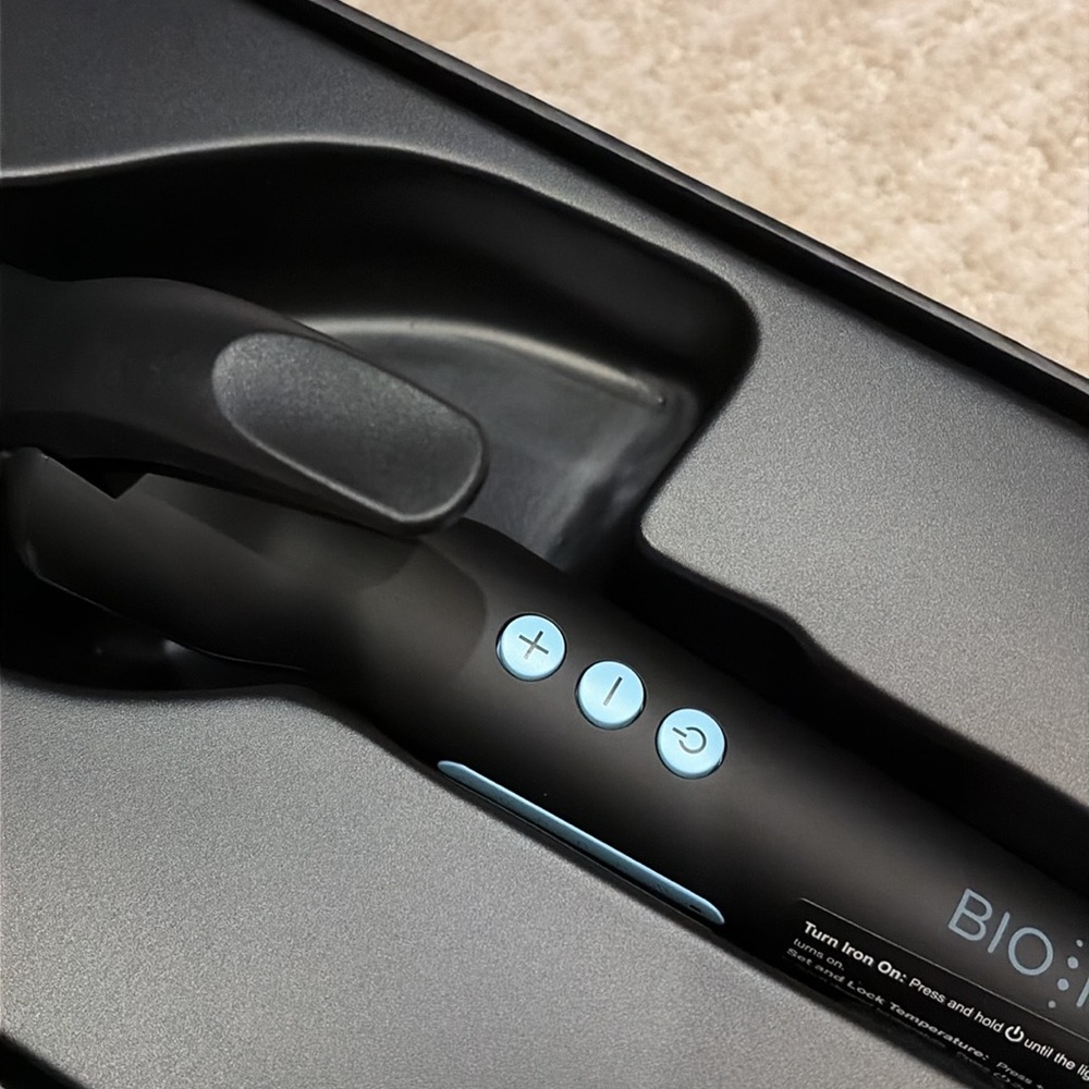 Bio Ionic 1" Pro Curling Iron - Black - Picture 4 of 6